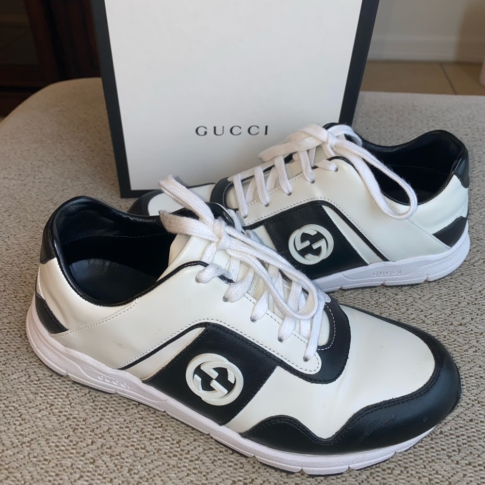 GUCCI WOMENS TENNIS SHOES SIZE 7.5 EXCELLENT CONDITION-WORN ONLY TWICE
